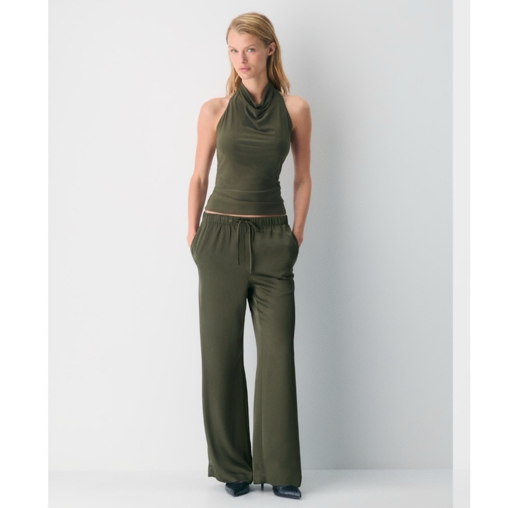 Aritzia Wilfred The Lodge Pant Satin Dark Olive